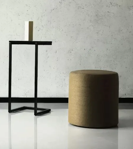Tavolino Tower con top in marmo di Bontempi