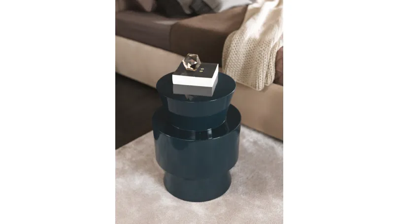 Tavolino di design in massello di tiglio laccato lucido Moai di Misuraemme