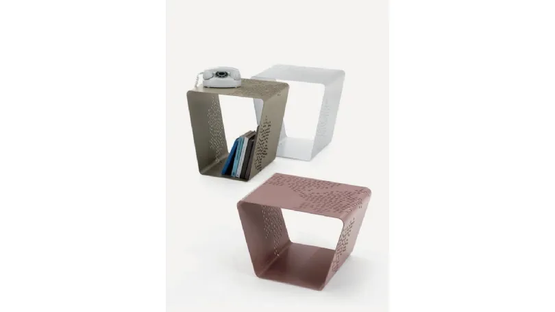 Tavolino contenitore in metallo laccato di design traforato Pattern di Bontempi