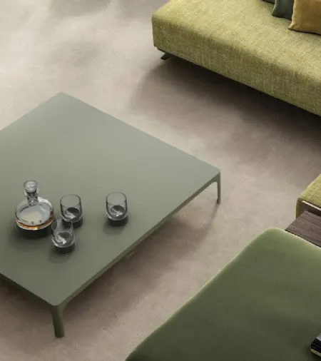 Tavolino minimal in metallo Spencer di Doimo Salotti