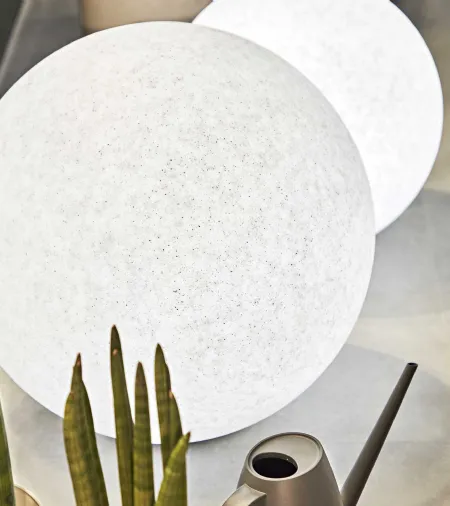 Lampada da esterno Doris in materiale plastico grigio melange effetto granito di Ideal Lux