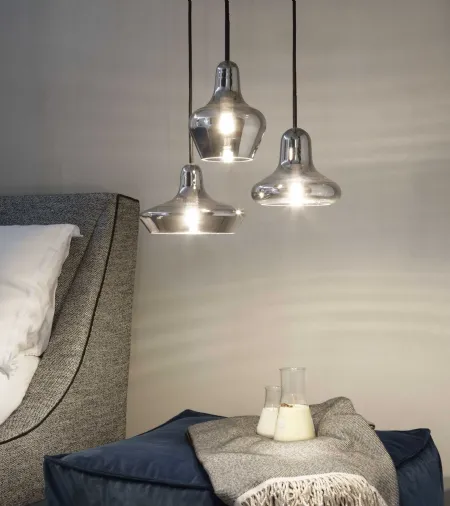 Lampada a sospensione Lido con diffusori in vetro soffiato trasparente fumé di Ideal Lux