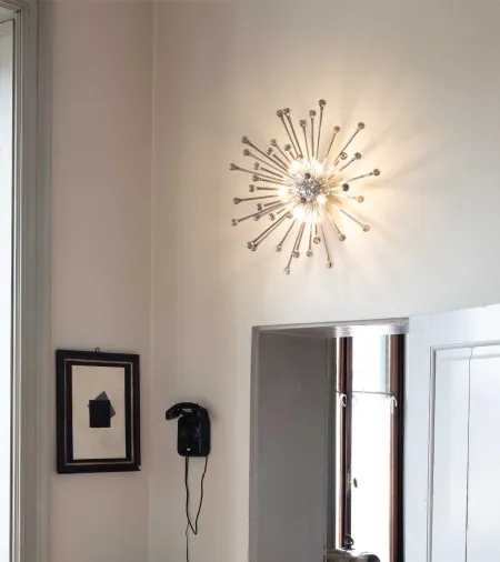 Lampada da parete Pauline in vetro soffiato e modellato a mano di Ideal Lux