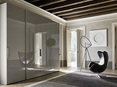 Armadio Anta Liscia in laccato lucido Ardesia con maniglia Mia di Sangiacomo