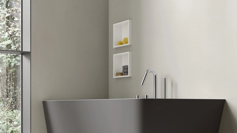 Vasca da bagno ad angolo Eden di Arcom