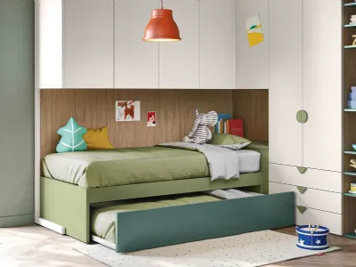 Cameretta a ponte con secondo letto estraibile Kids space 27 di Nidi