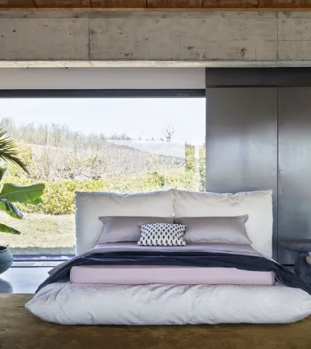 Letto in tessuto imbottito Alba di Mogg