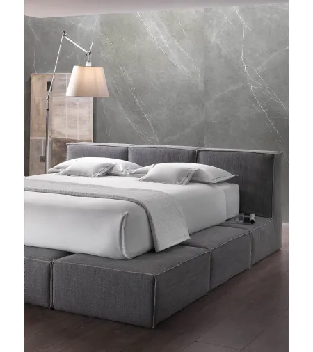 Letto di design in tessuto imbottito Designer QB di Altrenotti