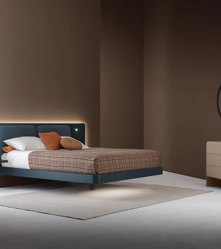 Letto sospeso in laccato con testiera Grand Voile di Alf Da Frè