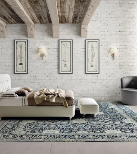 Letto classico in pelle imbottito con testiera trapuntata Raffaello di Le Comfort