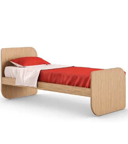 Letto singolo con testiera e pediera in melaminico effetto legno Ship di Nidi