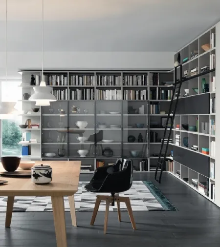 Libreria Modo Angolare Divisoria in laccato opaco e vetro di Sangiacomo