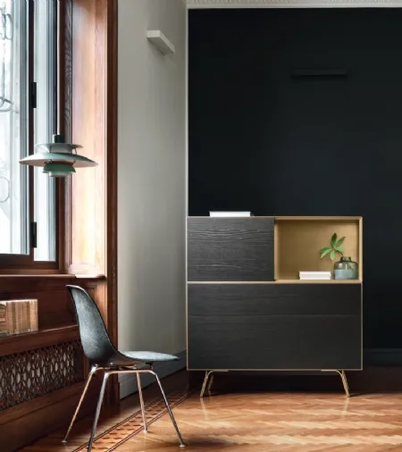 Madia Domino IN2 25I in Rovere carbone e laccato metallo Ottone di Sangiacomo