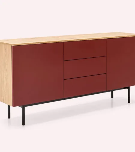 Madia Made CB6101 3 in laccato bordeaux e top in nobilitato rovere naturale di Connubia