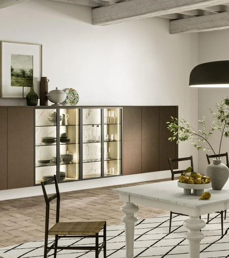 Mobile sospeso Modula in laccato effetto metallo con Vetrina di Snaidero