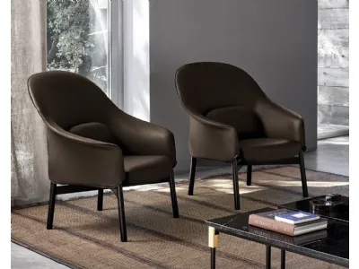 Poltroncina in tessuto Gloria High version di Arflex