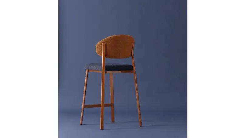 Sgabello Beba Curvy di Pointhouse