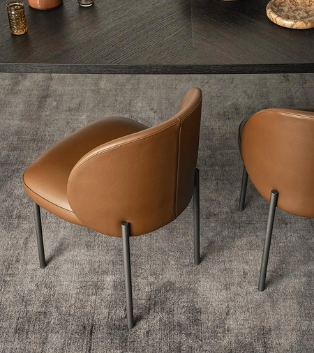 Sedia Raku in pelle di Alf Da Frè