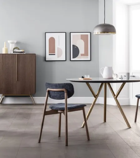 Tavolo rotondo Sunny con top in marmo Bianco di Carrara e gambe in metallo di Novamobili