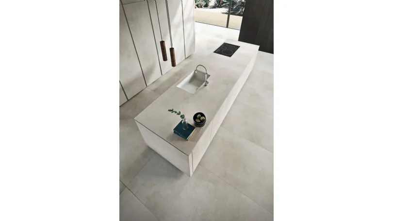Cucina Design lineare Way Materia 01 in ceramica gres effetto calce di Snaidero