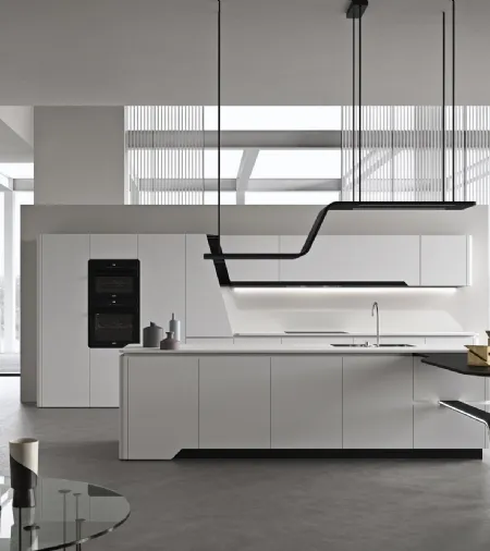 Cucina Design con isola dalla geometria perfetta in laccato opaco bianco Vision 01 di Snaidero